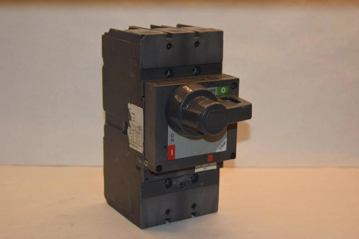 Used General Electric Spectra EM250 Circuit Breaker w Remote Switch EM 250 Amp A 250A