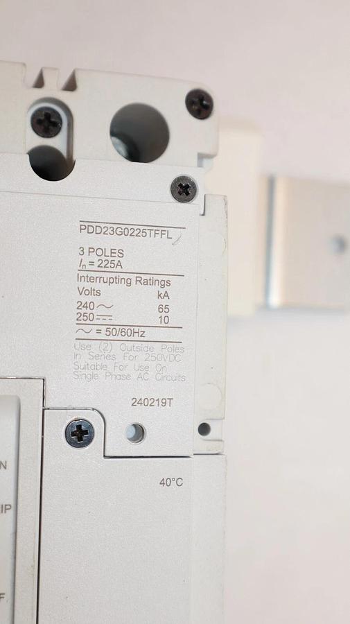 (NEW) EATON BKD2G225 , PDD23G0225TFFL , PRL1X / 2X 240V 225A Main Breaker Kit
