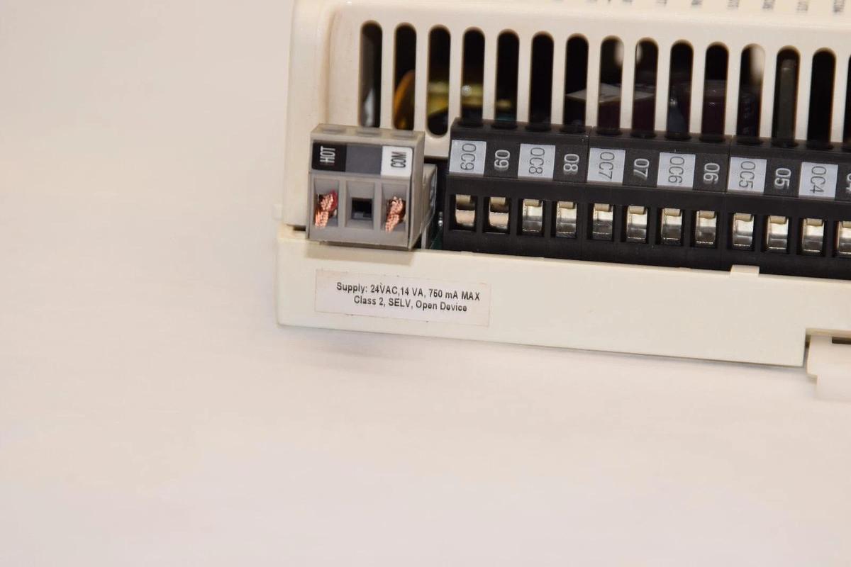 Used JOHNSON CONTROLS FX-PCX4711-0 Rev V Ver. 6.2 PCX4711 Prog. Expansion Controller