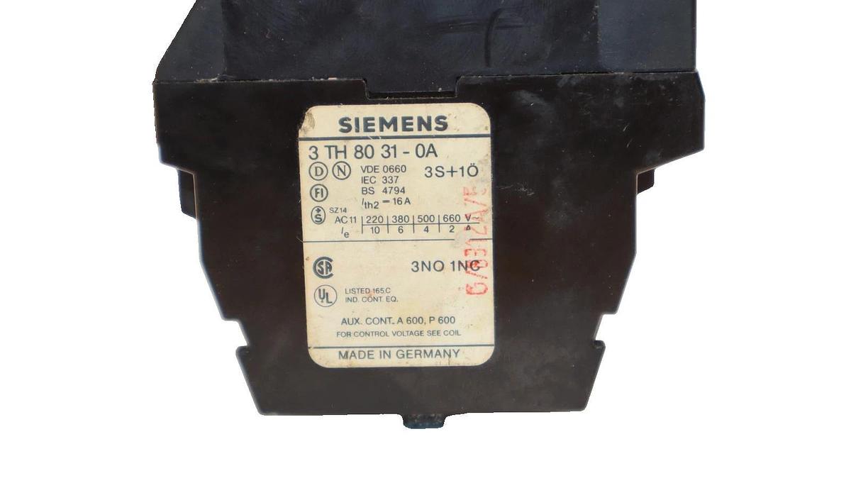 Siemens 3TH80 31-0AN1, 3TH8031 0AN1 220V 50/60Hz Contactor (New)