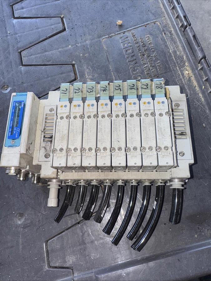 Used SMC VQ7-8-FHG-D-9Z  110Vac Pneumatic Solenoid Valve ac1 NEW