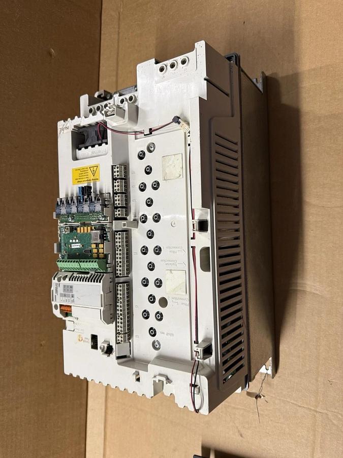 Used ABB ACS800-U1-0020-2+K458+L502+L503+N660(READ)