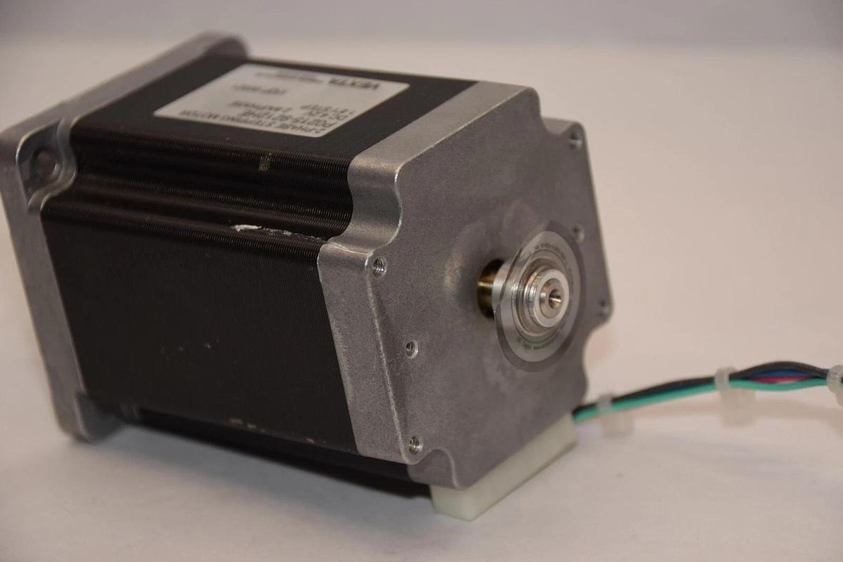 Used VEXTA ORIENTAL P0215-9212HE 2ph 2 phase Stepping Stepper Motor