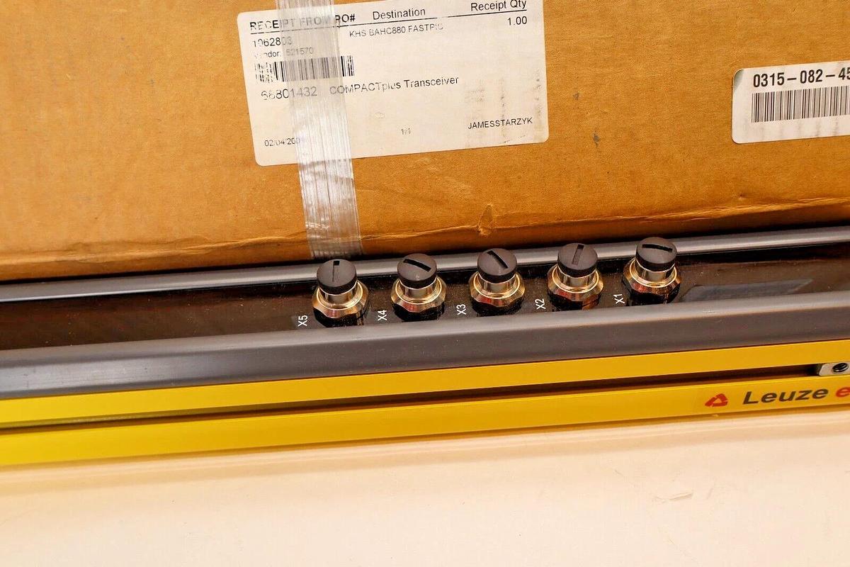 LEUZE COMPACTplus Transceiver Light Curtain CPRT500/2-mx/T3 68801432 (NEW)