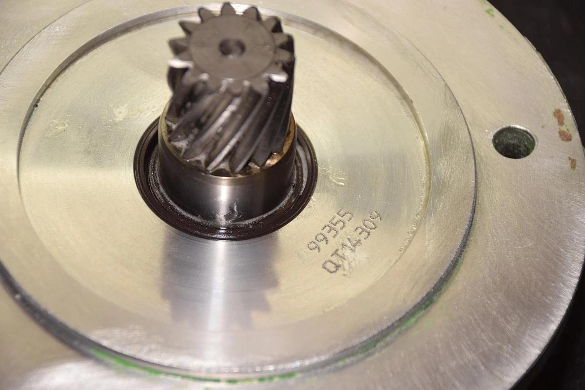 Used STOBER Drives Inc. RAJones 618950 Precision Gearhead  Ratio 34.8:1 = 174/5