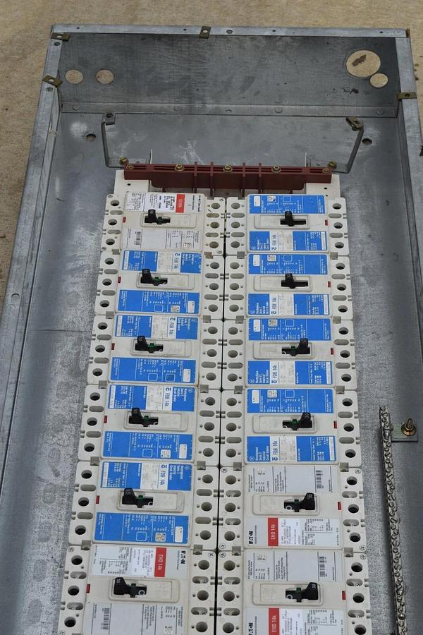 Used Cutler-Hammer 400A Panelboard Pow-R-Line PRL3a 277/480v 400Amp 3ph 4w LOADED