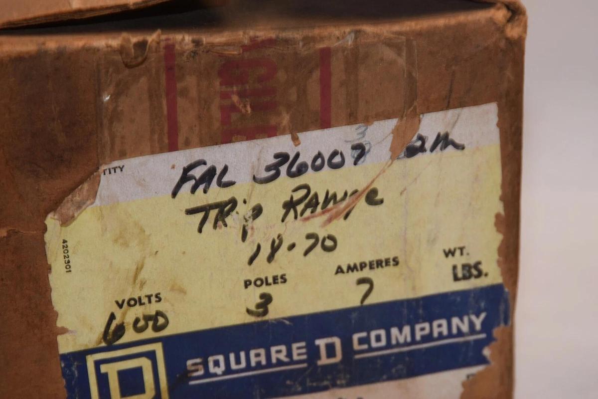 (NEW) SQUARE D FAL3600712M1212 7A 7 Amp 7 A 600V 3P Circuit Breaker