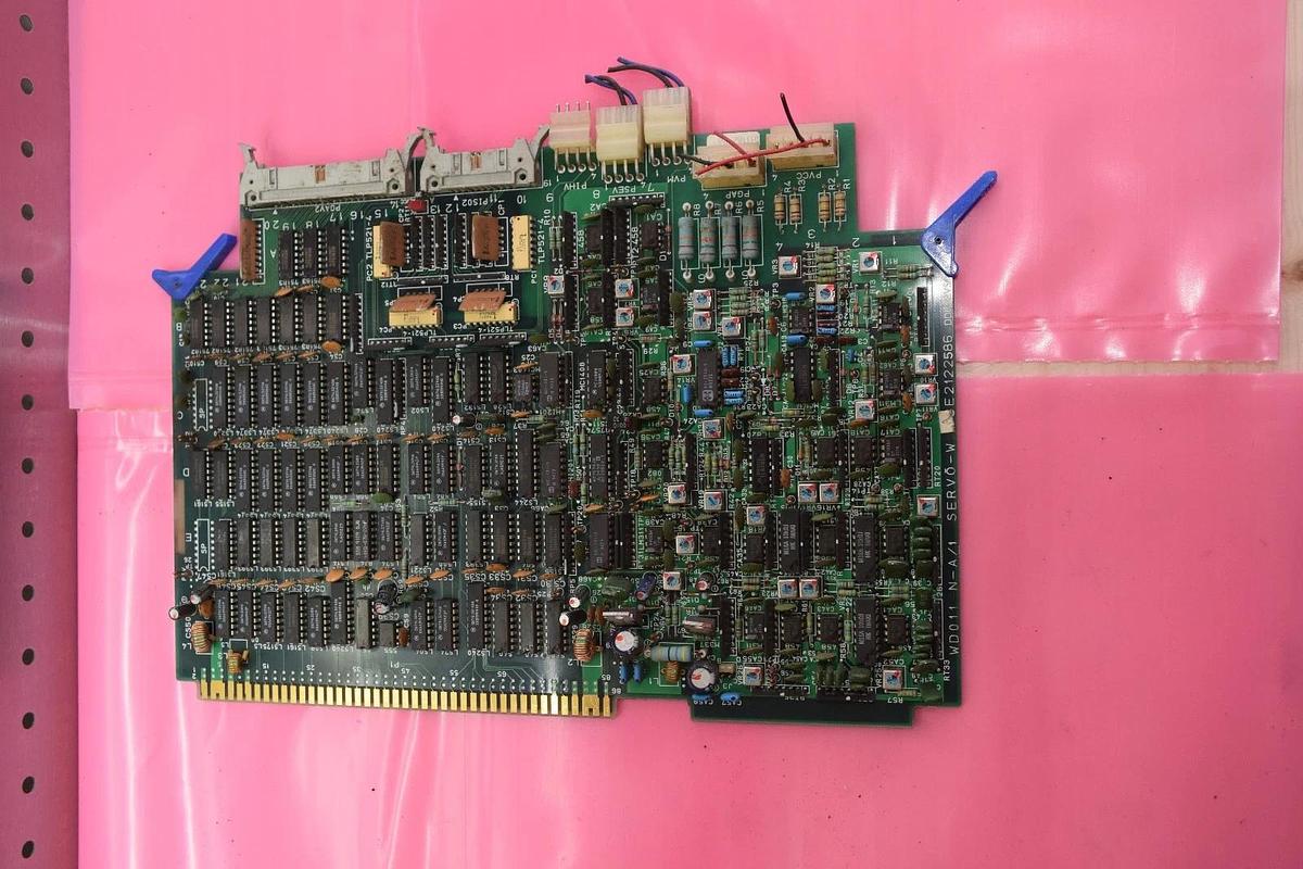 Used HITACHI SEIKI EDM WD011 N-A/1 68E2.122586 68E2122586 PCB SERVO BOARD