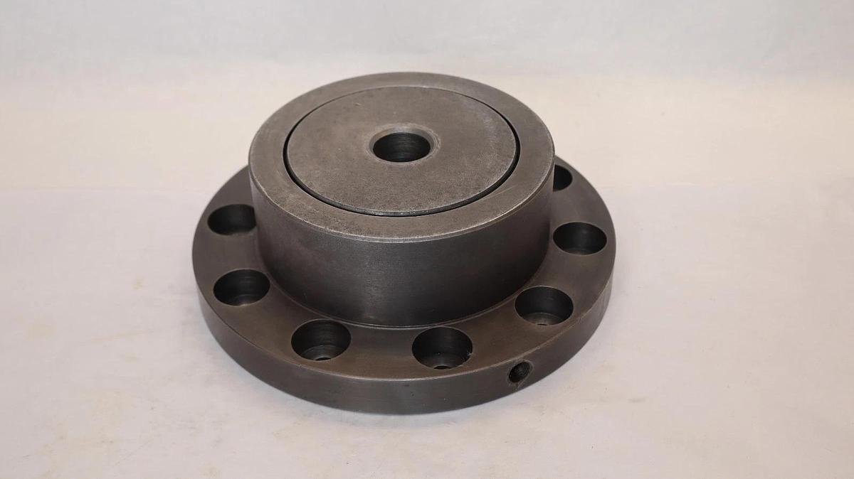 Zurn Industries Flanged Gear Hub Sleeve F 102 F102 F-102 USA (NOS)