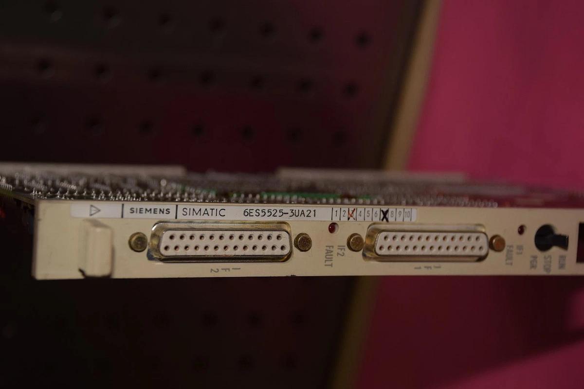 Used Siemens 6ES5525-3UA21 Communication Module Card 6ES55253UA21