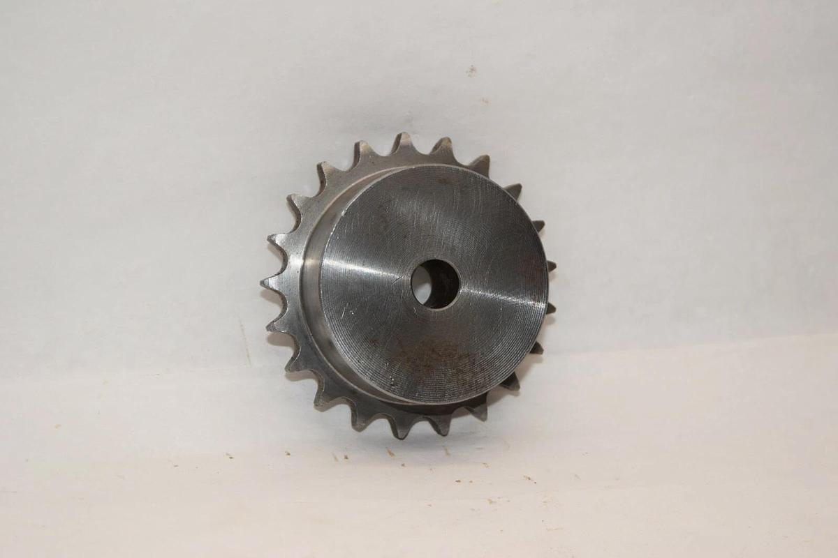 (NEW) AMETRIC 21 1/2 21 Teeth 1/2" Bore Sprocket