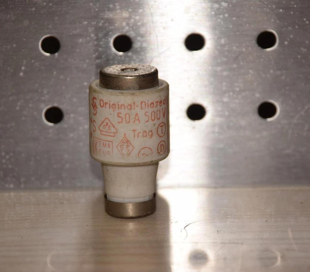 Siemens Original Diazed 50A 500V 50Amp Trag Fuse 50 A (NOS)