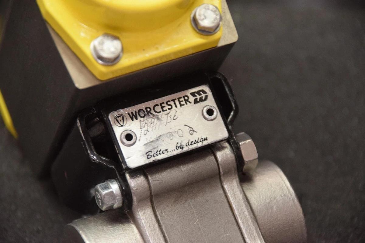 WORCESTER MK0002 CF3M 1/2" 142 psi CONTROL VALVE NEW