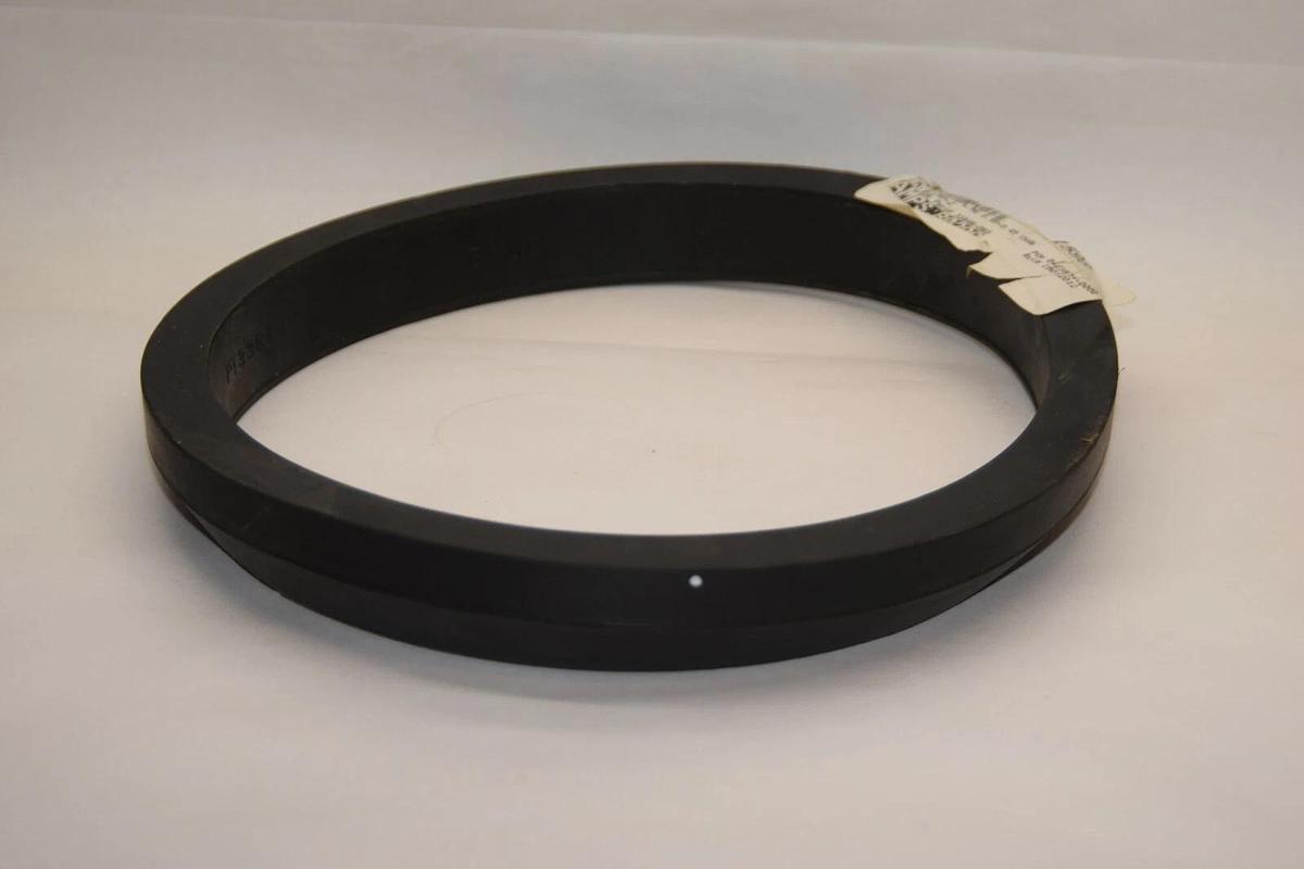 (NEW) Smith-Blair 33846-069 PT33846 8.99-9.45 Oval Gasket Coupling