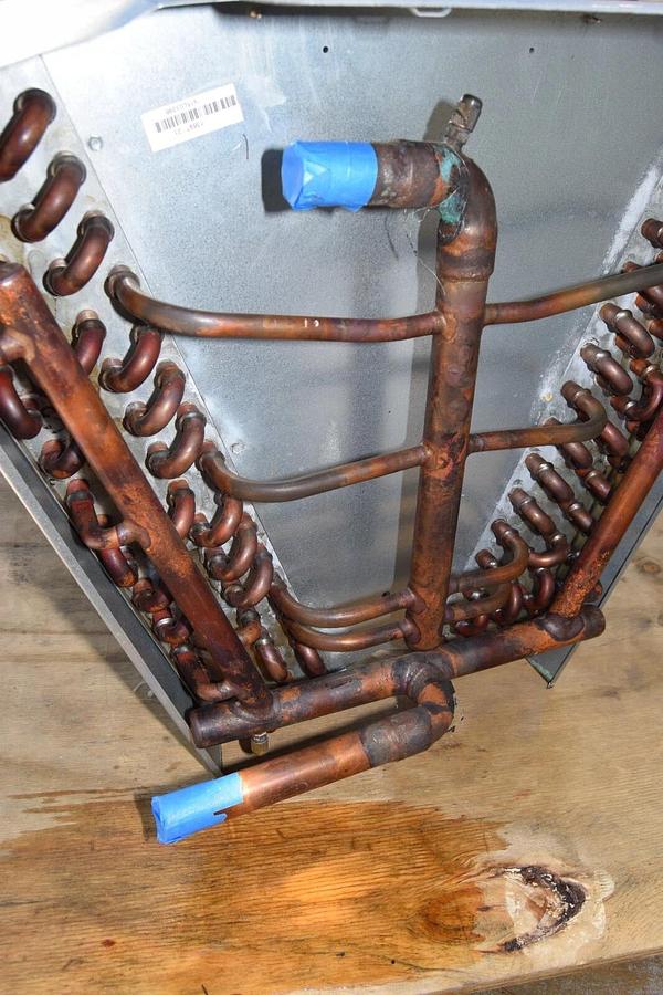 Used Liebert Corporation  Condenser Coil 5000-4 50004 N15L03396