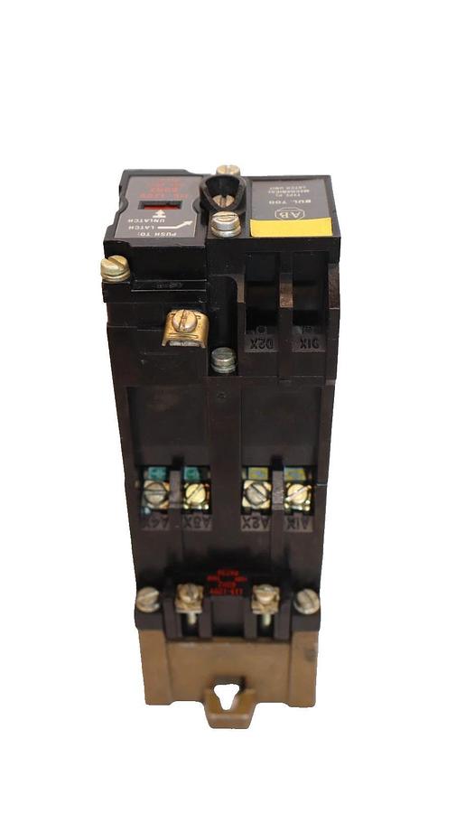 Used Allen Bradley Relay 700-PLLA1 Mechanical Latch Unit 700-P400A1 60A Coil: 120V