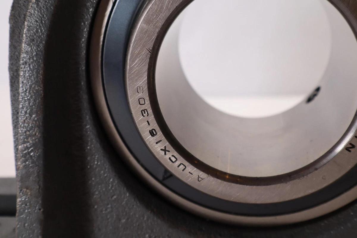 Boston 2-Bolt Pillow Block NTN Bearing A-UCX16-303 AUCX16303 3-3/16 (NOS)