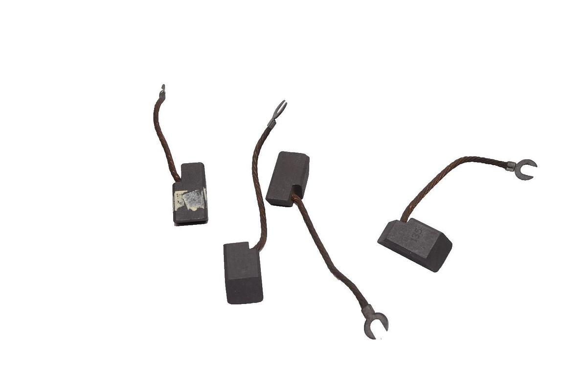 135 1-1/2" x 3/4" x 9/16" Carbon Motor Brush  (New - Lot of 4)