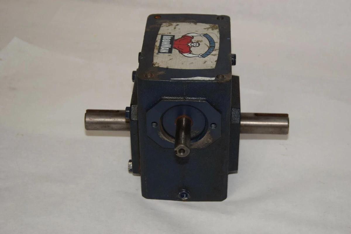 (NEW) IRONMAN GRL-B821-5-D GRLB8215D 3.653 5:1 Right Angle Gear Reducer