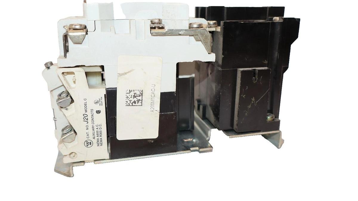 Used Westinghouse Motor Control Starter Size Sz 1 A200M1CAC 110/120V Coil *No Heater*