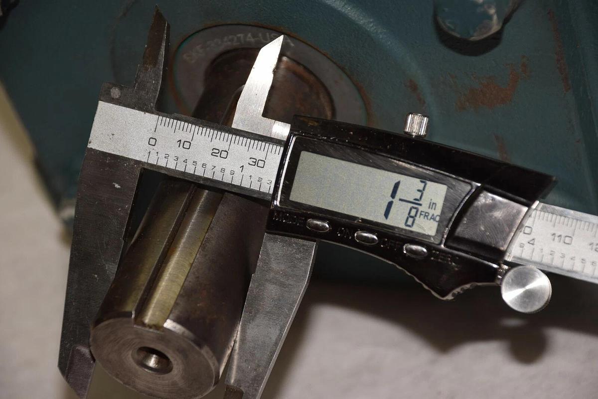 DODGE TIGEAR-2 30S15L 15:1 RATIO 2371 HP 7/8" & 1-3/8" SHAFT GEAR REDUCER NEW