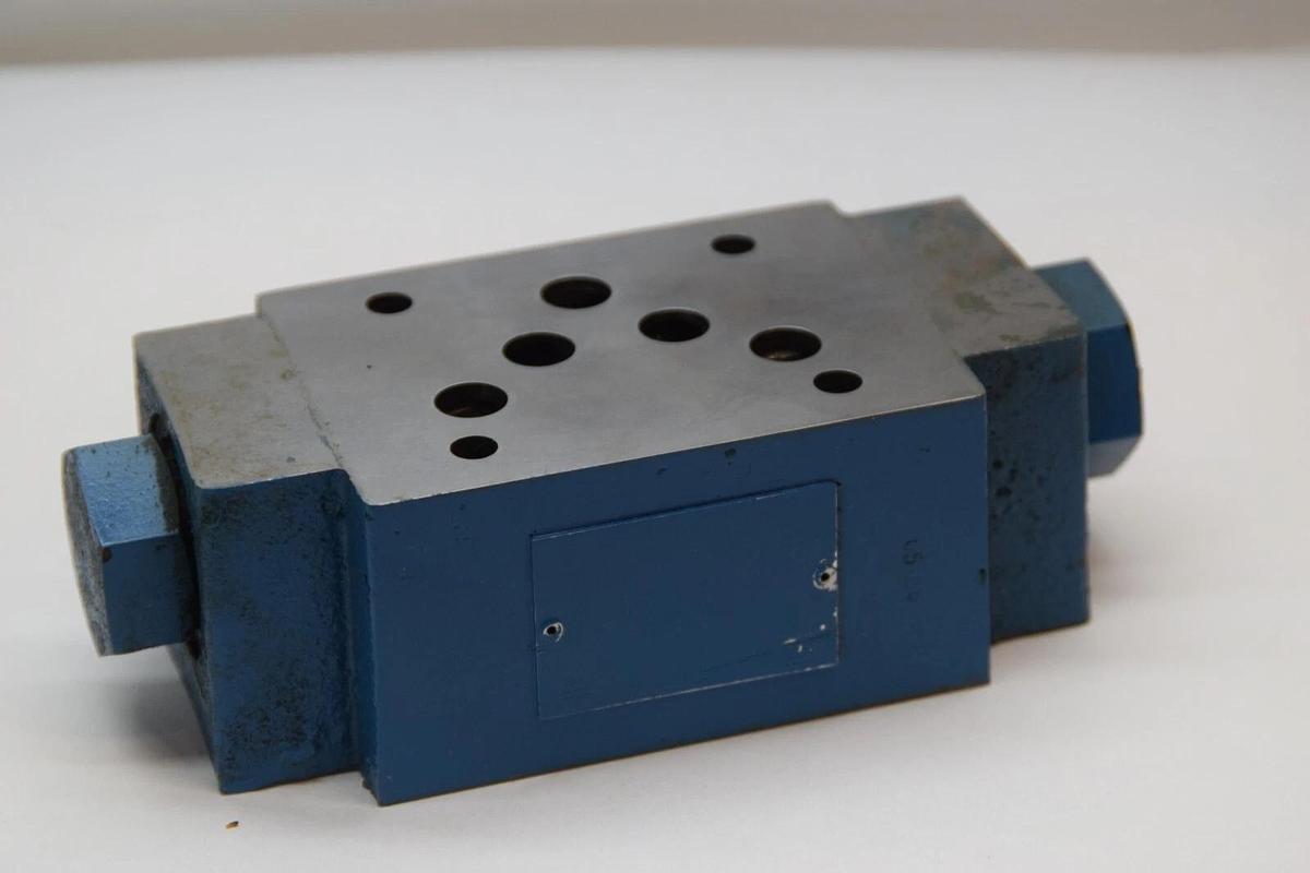 Used BOSCH / REXROTH Z2S10-1-30/V 407439/9 Pilot Check Valve