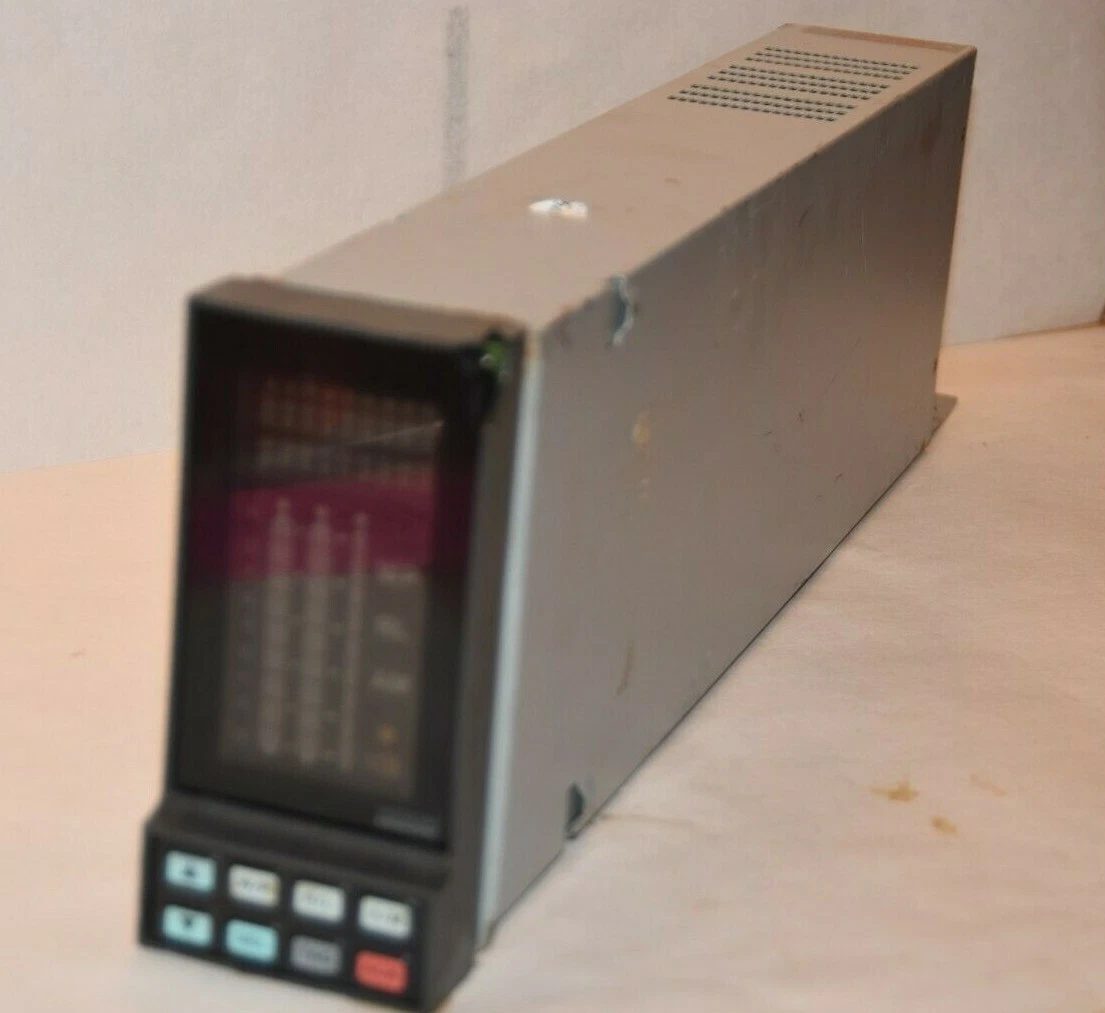 Used FOXBORO 760CNA-AT 120Vac 50/60Hz Micro Single Station Controller