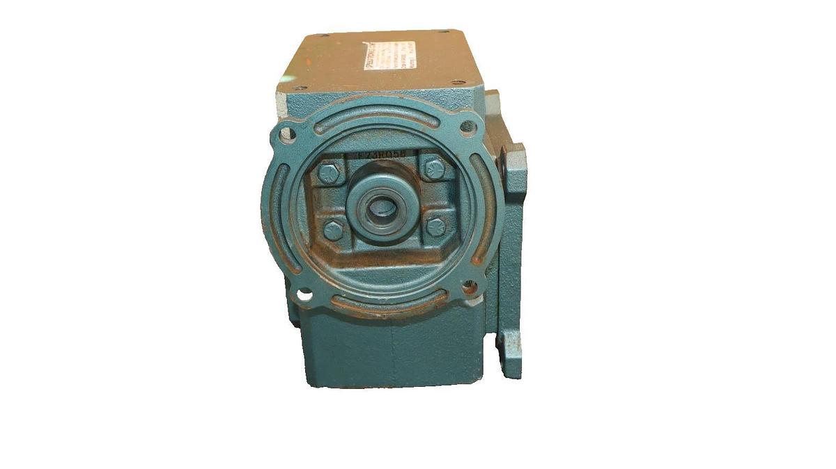 Speedtronics Gear Box Speed Reducer SPFHMQ230-15-2-1 15:1 (Cracked Flange)