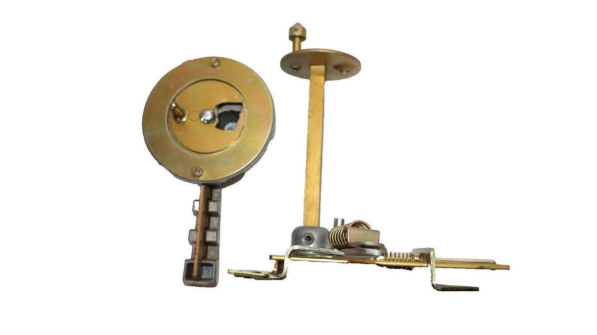 Used ITE Disconnect Switch 3.180.964  for EH3-B050 Breaker