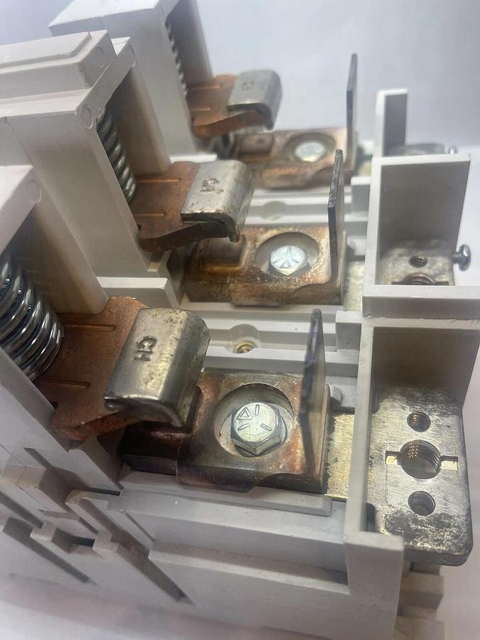 (New) Cutler-Hammer Westinghouse W200M5CFC Size 5 Motor Starter  1A96725C01