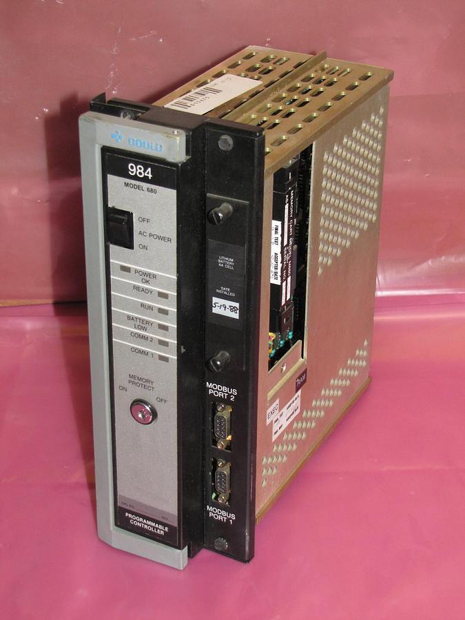 Used Gould Modicon J821 Remote I/O Receiver MA-J821-001 MAJ821001 MA J821 001