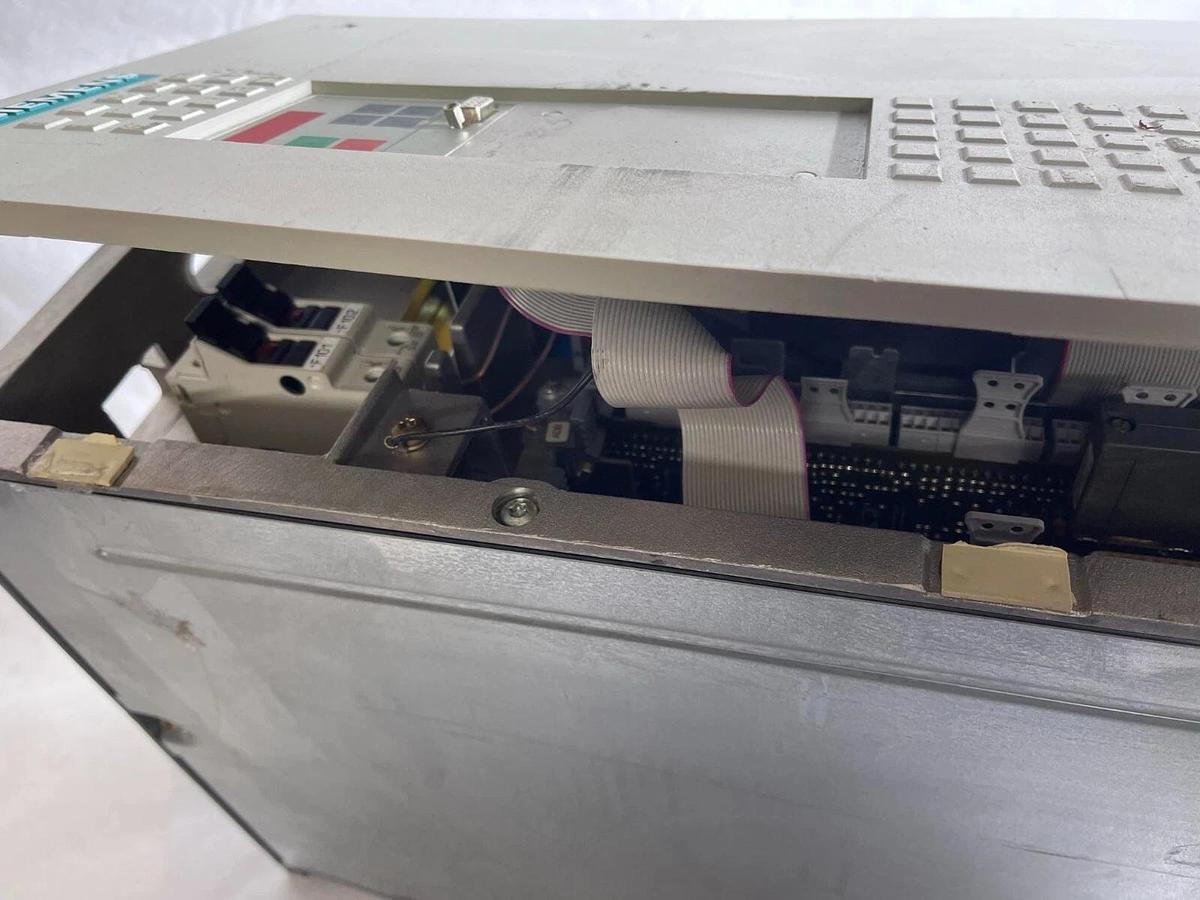 Used Siemens DC Inverter Simovert MC 6SE7023-8TD51-Z *door broken*