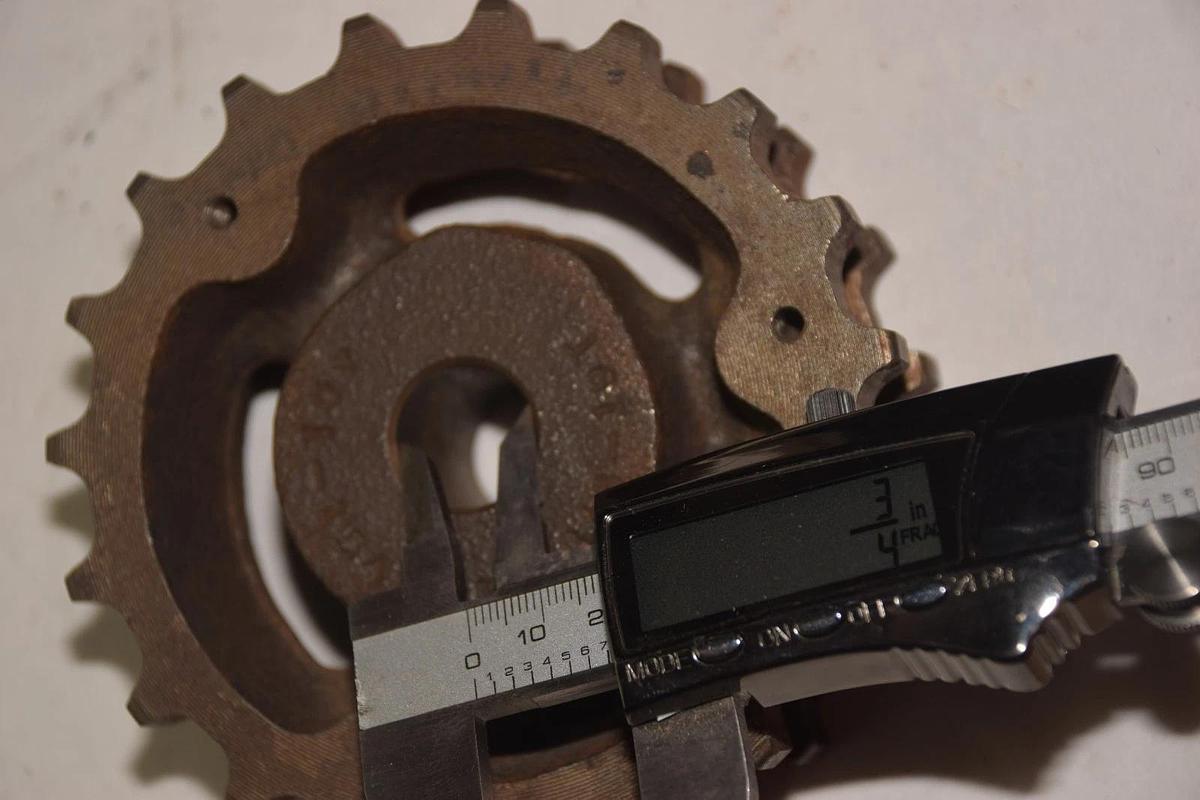 REX 401-154 3/4" BORE DOUBLE CHAIN SPROCKET NEW