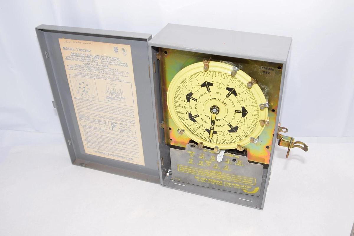 Used INTERMATIC T7802BC Electromechanical 7-Day Dial Timer W/Spring 480Vac 4Pole