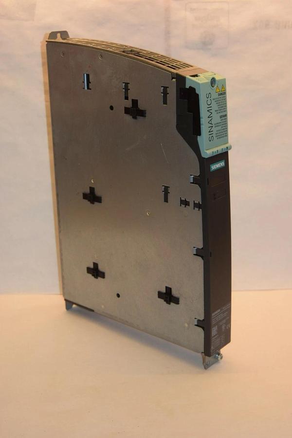 Used Siemens 6SL3130-6AE15-0AB0 Sinamics Ver. E Smart Line Module 8.3A 480V 50/60hz