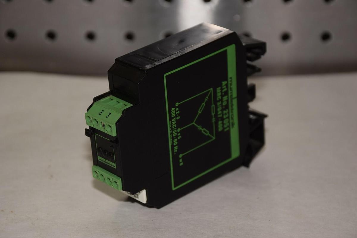 Used MURRELEKTRONIK 23051 23 051 MRC 3/047-400 400V AC / 50-60Hz RELAY