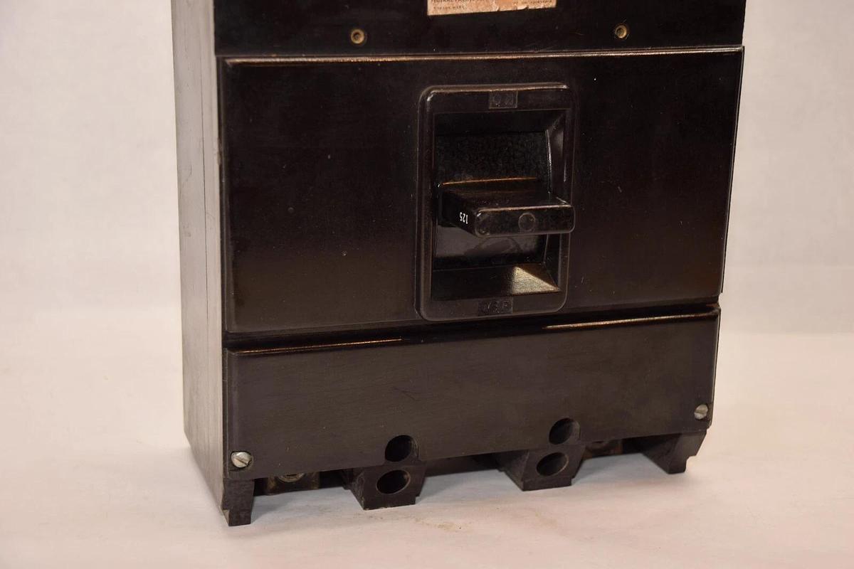 (NEW) FEDERAL PACIFIC ELECTRIC CO. NJ621125 125A 600Vac 2P Circuit Breaker