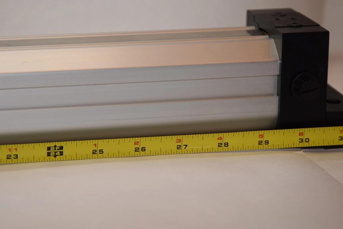 (NEW) PARKER 40 CFMRCTUC 20.000 Rodless Cylinder