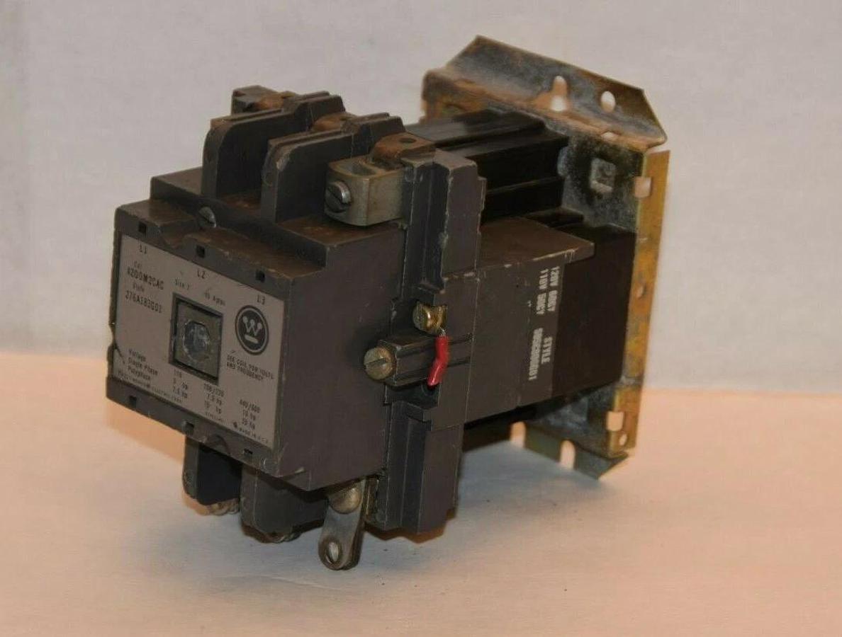 Used WESTINGHOUSE A200M2CAC 45A Size Sz 2 110V 110/120V 50/60Hz Coil Contactor
