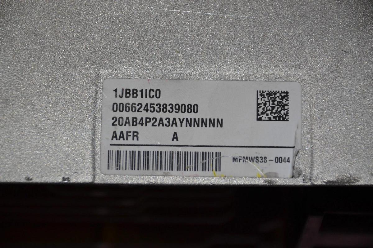 Used ALLEN BRADLEY DRIVE 20A B 4P2A 3 AYNNNNN 20AB4P2A3AYNNNNN 240 V 240V