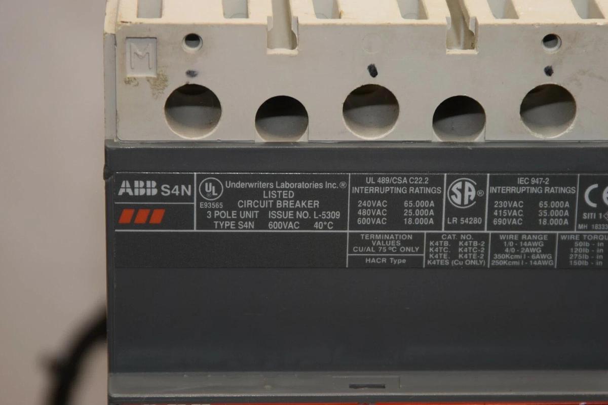 Used ABB 122160027-001 S4N250BESA1S8 3P 250A 250 Amp A Circuit Breaker