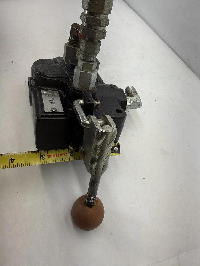 Used Altec 352-00144 Valve Body 461d2669 W Parker Hydraulic Control Valve 1 spool