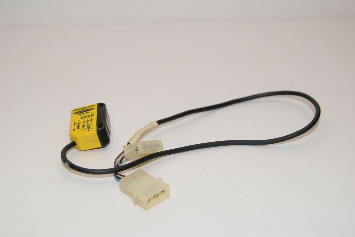 Used BANNER Q23SN6RQ-60233 150mA 10-30Vdc Sensor