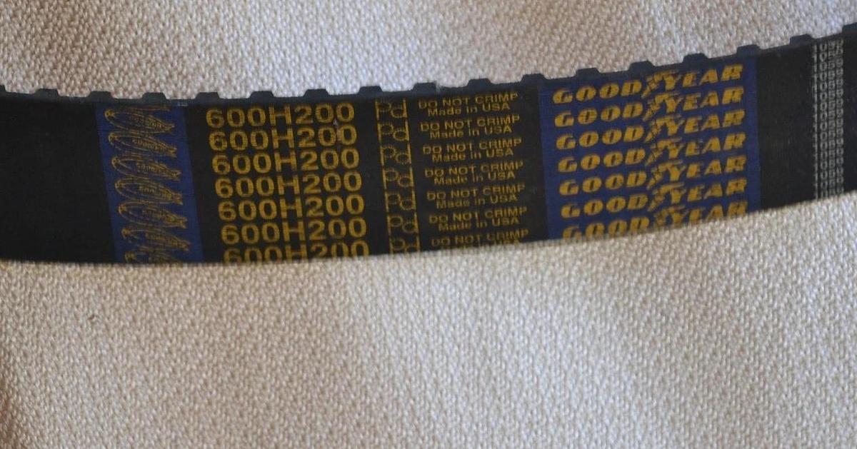 Goodyear 600H200  Timing Belt NEW  600 H 200 2" wide