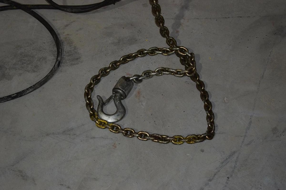 Used YALE 1/2 Ton Electric Chain Hoist KEL1/2-17LG15S1 1000lb 230/460v 3ph Trolley