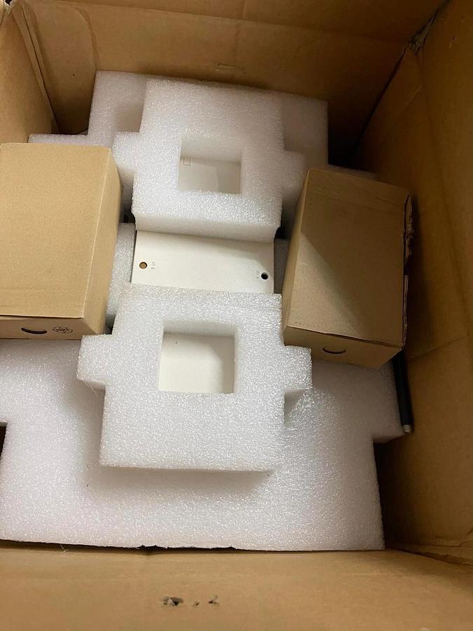 (New) SCHNEIDER ELECTRIC LC1F1700 Contactor 3 pole 1700a