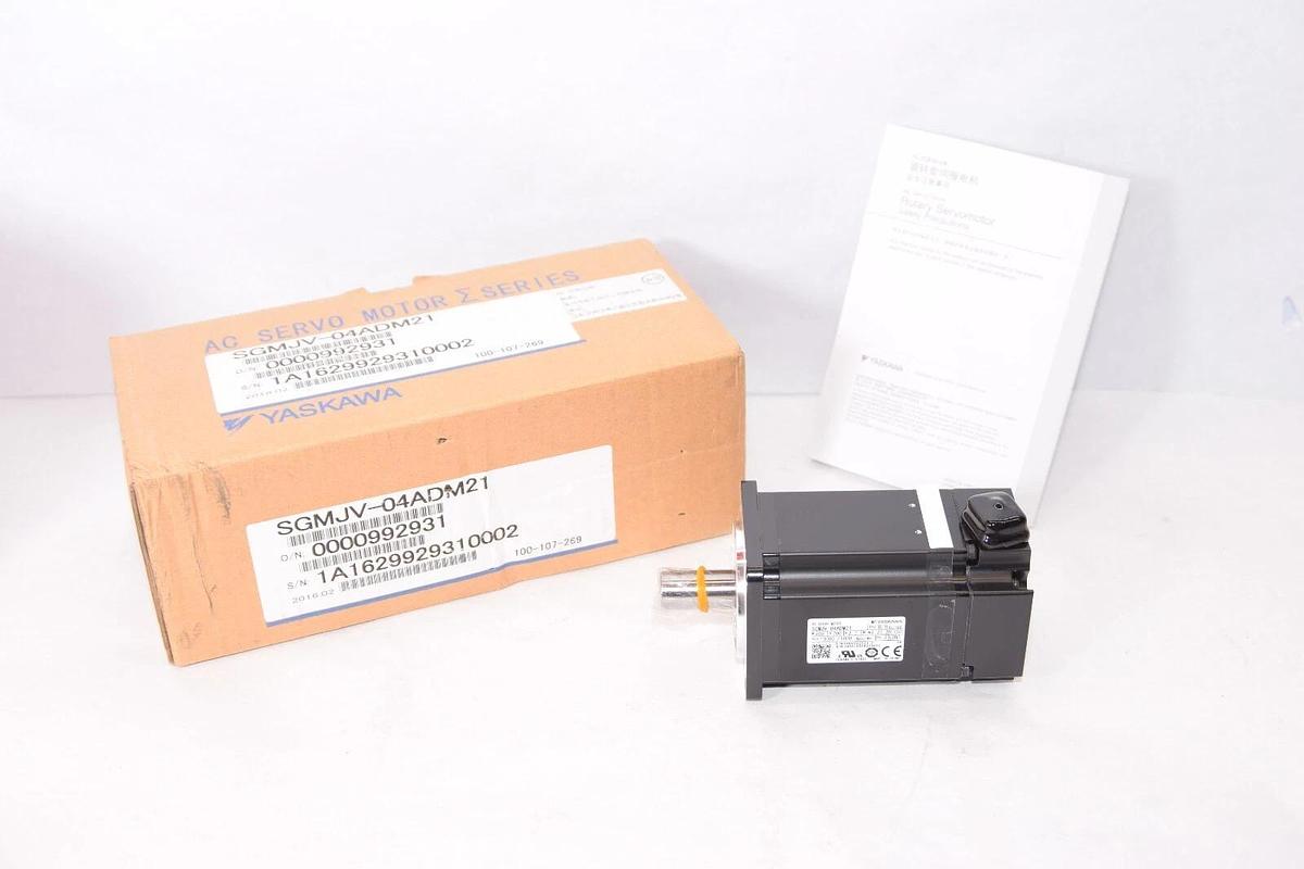 (NEW) YASKAWA SGMJV-04ADM21 2.7A 400W 3PH Servo Motor
