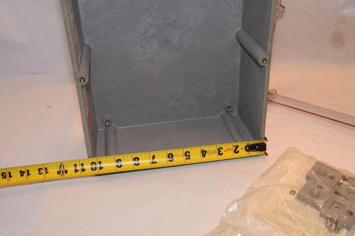 (NEW) CARLON CS12106 12"x10"x4.5" F773397 Control Panel Enclosure W/Clear Cover