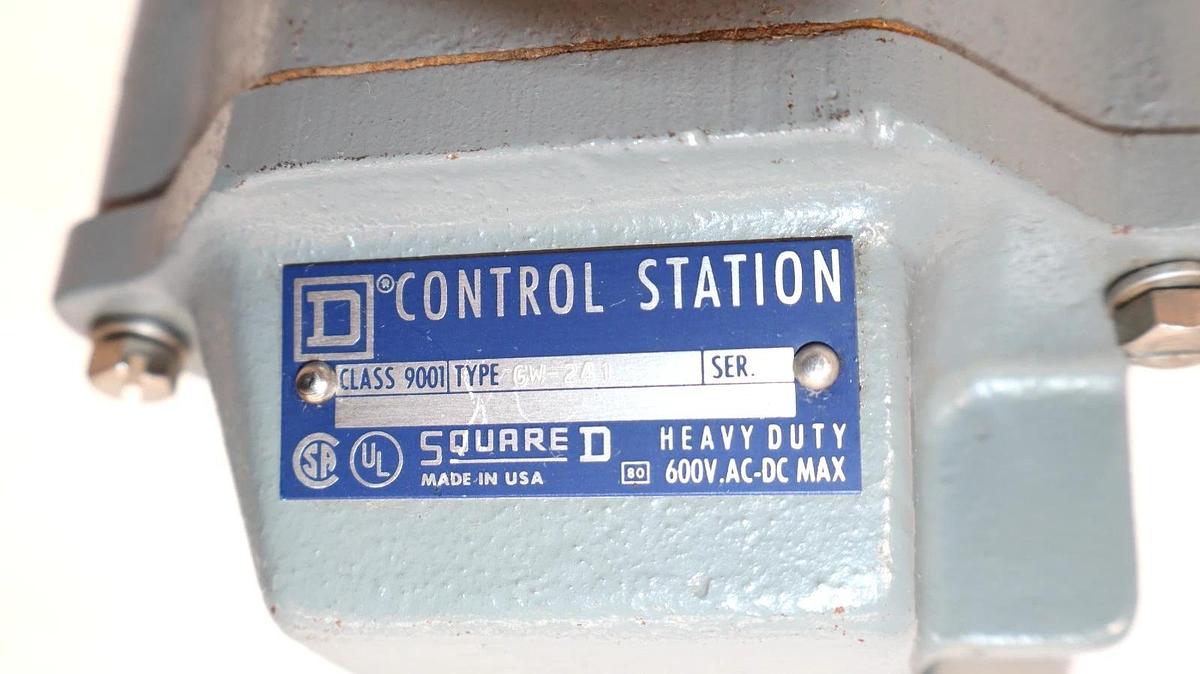 Square D Heavy Duty Control Statation 9001 GW-241 GW241 Series A  (New)