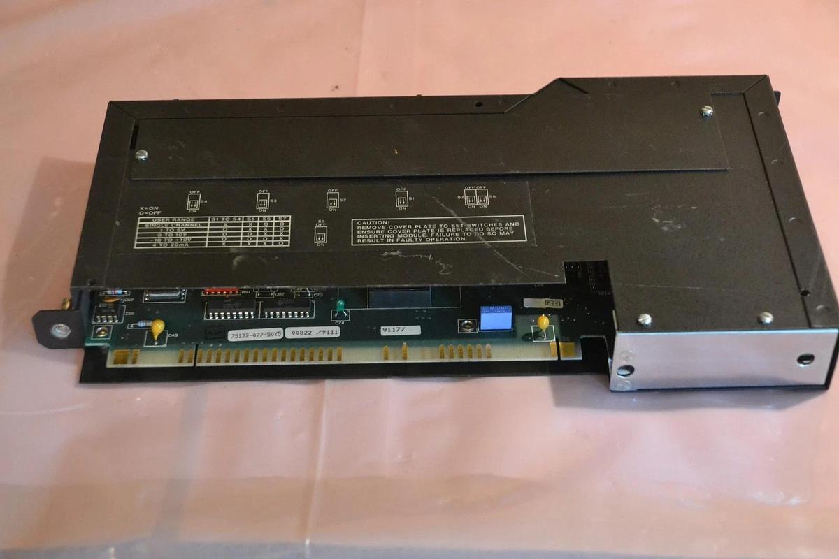 Used SQUARE D SY/MAX INPUT MODULE 8030 RIM-121R 8030RIM121R SER. D1 5VDC 1500mA